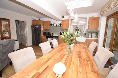 53 Hamlin Lane, Exeter, EX1 2SB
