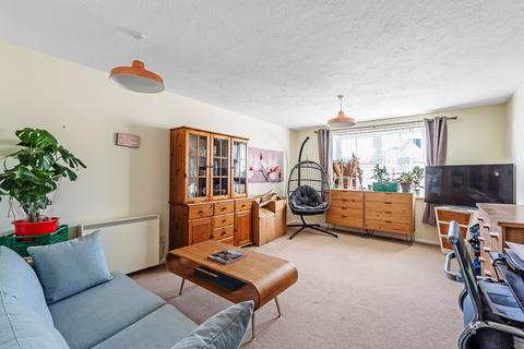 2 bedroom apartment for sale, Aisher Way, Riverhead, Sevenoaks, Kent