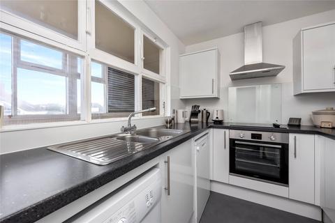 2 bedroom flat for sale, East Lodge, Brighton Road, Lancing, West Sussex, BN15