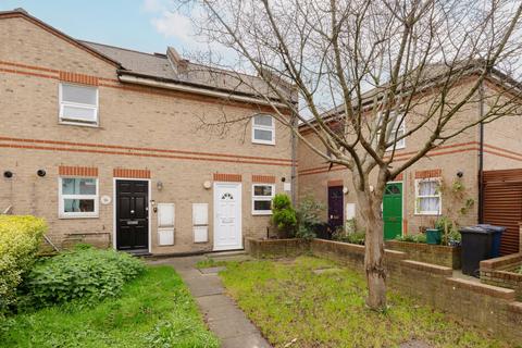 1 bedroom terraced house to rent, Webb Place, Willesden NW10