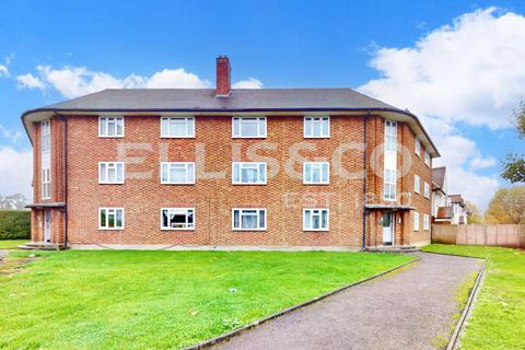 2 bedroom apartment to rent, Carlyon Mansions, Ealing Road, Wembley, HA0