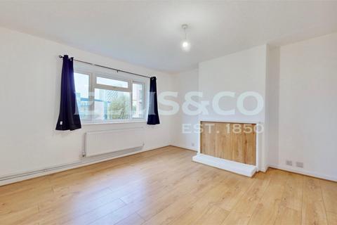 2 bedroom apartment to rent, Carlyon Mansions, Ealing Road, Wembley, HA0
