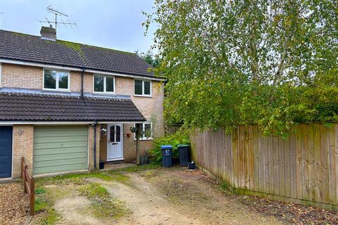 4 bedroom semi-detached house for sale, Hill Corner Road, Chippenham