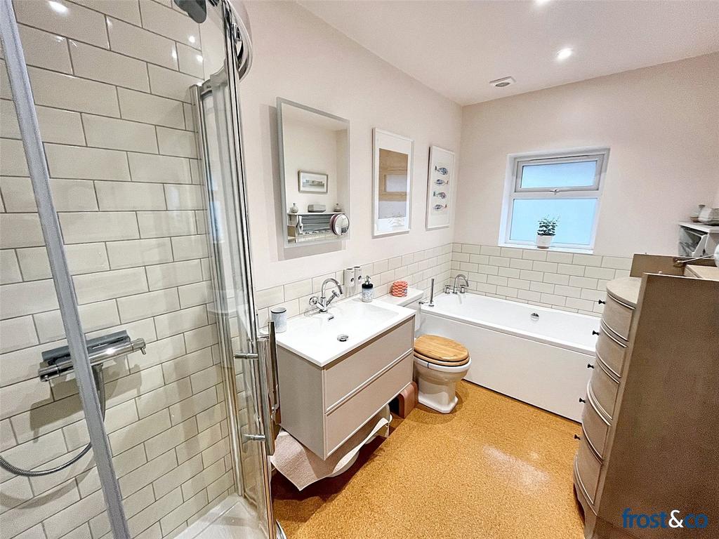 Main Bathroom