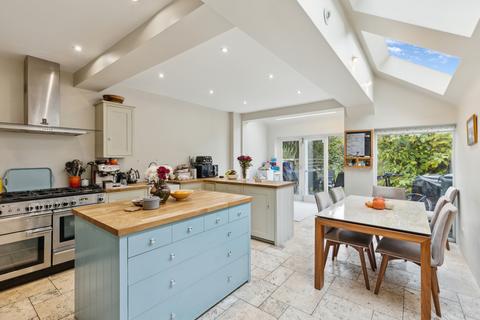 4 bedroom terraced house for sale, Pentney Road, SW12