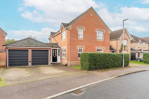 4 bedroom detached house for sale, Teasel Road, Attleborough