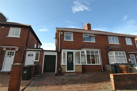 3 bedroom semi-detached house to rent, St Georges Road, Cullercoats, NE30