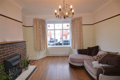 3 bedroom semi-detached house to rent, St Georges Road, Cullercoats, NE30