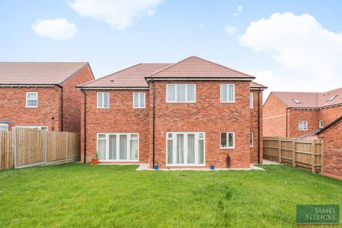 5 bedroom detached house for sale, Sheppard Drive, Oadby, Leicestershire