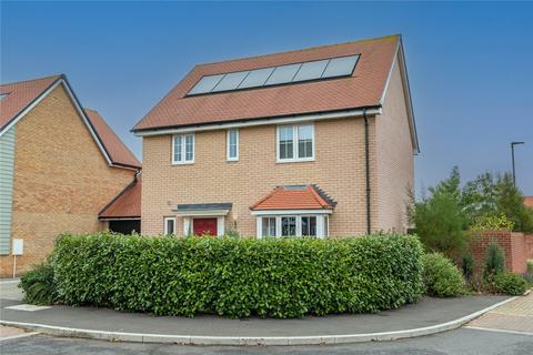 3 bedroom detached house for sale, Athelstan Crescent, Rochford, Essex, SS4