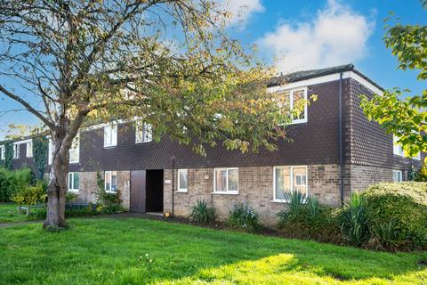 1 bedroom ground floor flat for sale, Mortlock Avenue, Cambridge, CB4