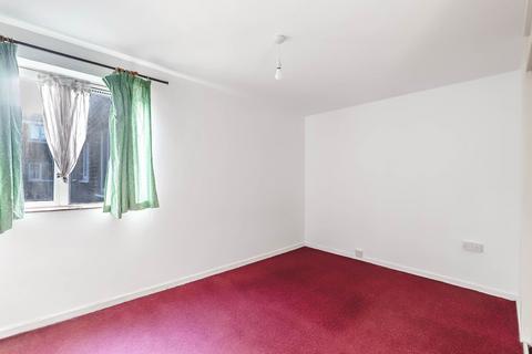 1 bedroom ground floor flat for sale, Mortlock Avenue, Cambridge, CB4