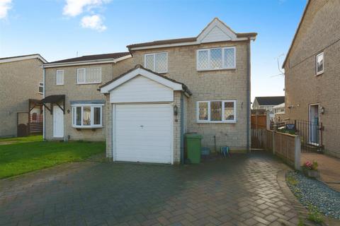 3 bedroom detached house for sale, Langley Drive, Scunthorpe