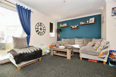 10 Langley Drive, Scunthorpe, DN16 3TY