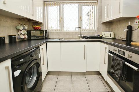10 Langley Drive, Scunthorpe, DN16 3TY