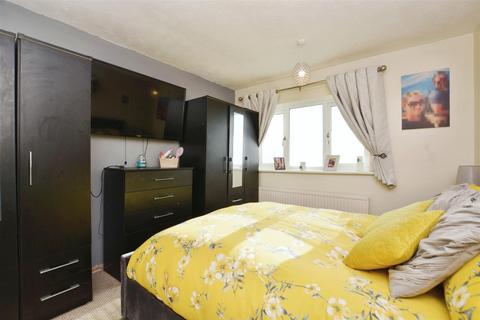 10 Langley Drive, Scunthorpe, DN16 3TY