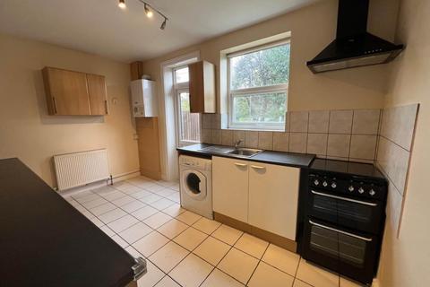 2 bedroom house to rent, Lancaster Avenue, Barking, Essex