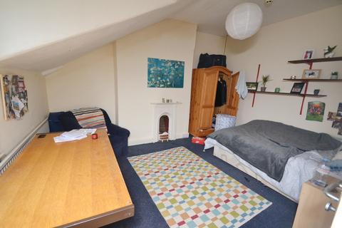 7 bedroom terraced house to rent, Brunswick Road, Manchester M20