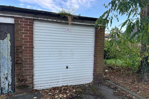 Garage for sale, Garages off Crowmere Road, Walsgrave on Sowe, Coventry, West Midlands CV2 2EA