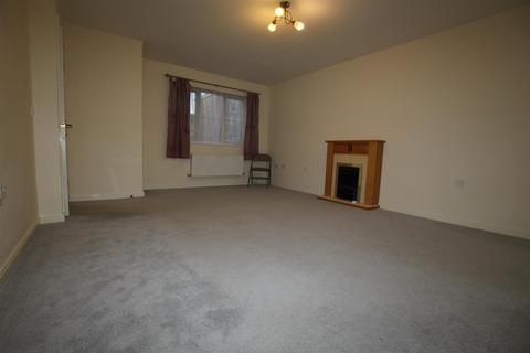 3 bedroom terraced house to rent, Drum Road, Eastleigh