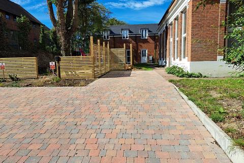 College Road, Lower Meads, Eastbourne BN21