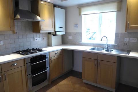 3 bedroom end of terrace house to rent, Moor Lane, Wincanton