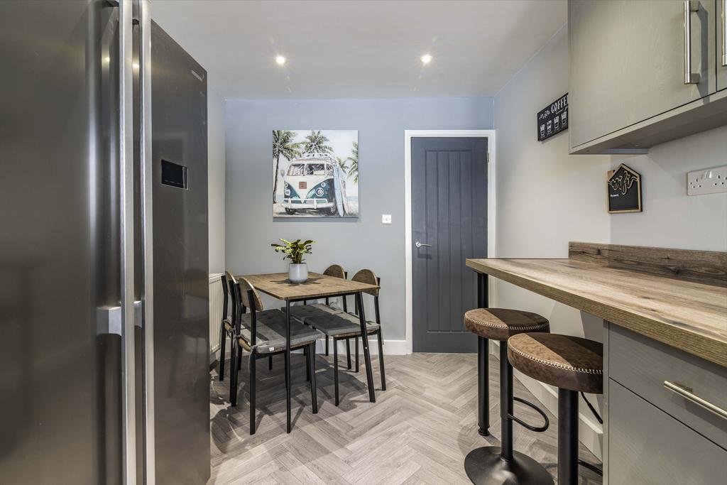 Kitchen Dining Area