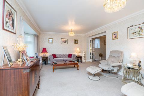 2 bedroom bungalow for sale, Marcus Avenue, Southend-on-Sea, Essex, SS1
