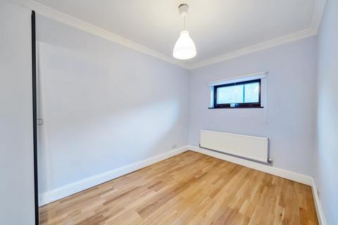 2 bedroom apartment to rent, Upper Park Road,  Belsize Park,  NW3