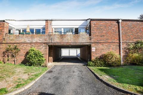 1 bedroom flat for sale, Northwood,  Middlesex,  HA6