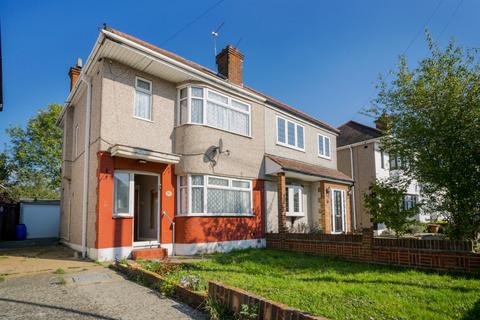 2 bedroom semi-detached house for sale, Lynwood Drive, Romford, Essex