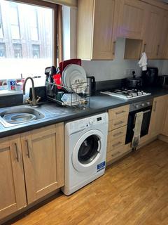 4 bedroom flat for sale, Flat 7, 4 Barchester Street, London, E14 6RF