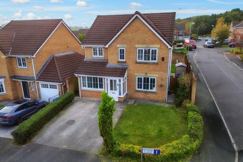 4 bedroom detached house for sale, Dingle Close, Radcliffe, M26