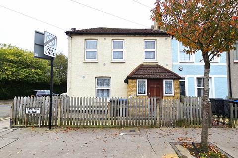 3 bedroom end of terrace house to rent, Croydon CR0