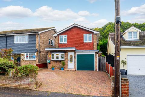 4 bedroom detached house for sale, Glenwood Avenue, Leigh-on-sea, SS9