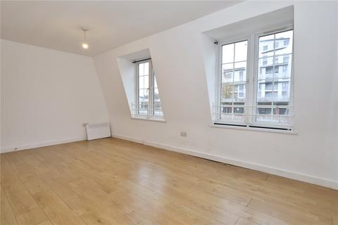 2 bedroom penthouse to rent, Chapel Street, Woking, Surrey, GU21