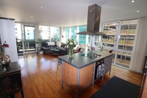 2 bedroom apartment for sale, Canal Square, Birmingham, B16