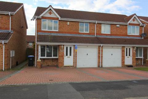 3 bedroom semi-detached house to rent, Habgood Drive, Gilesgate, Durham