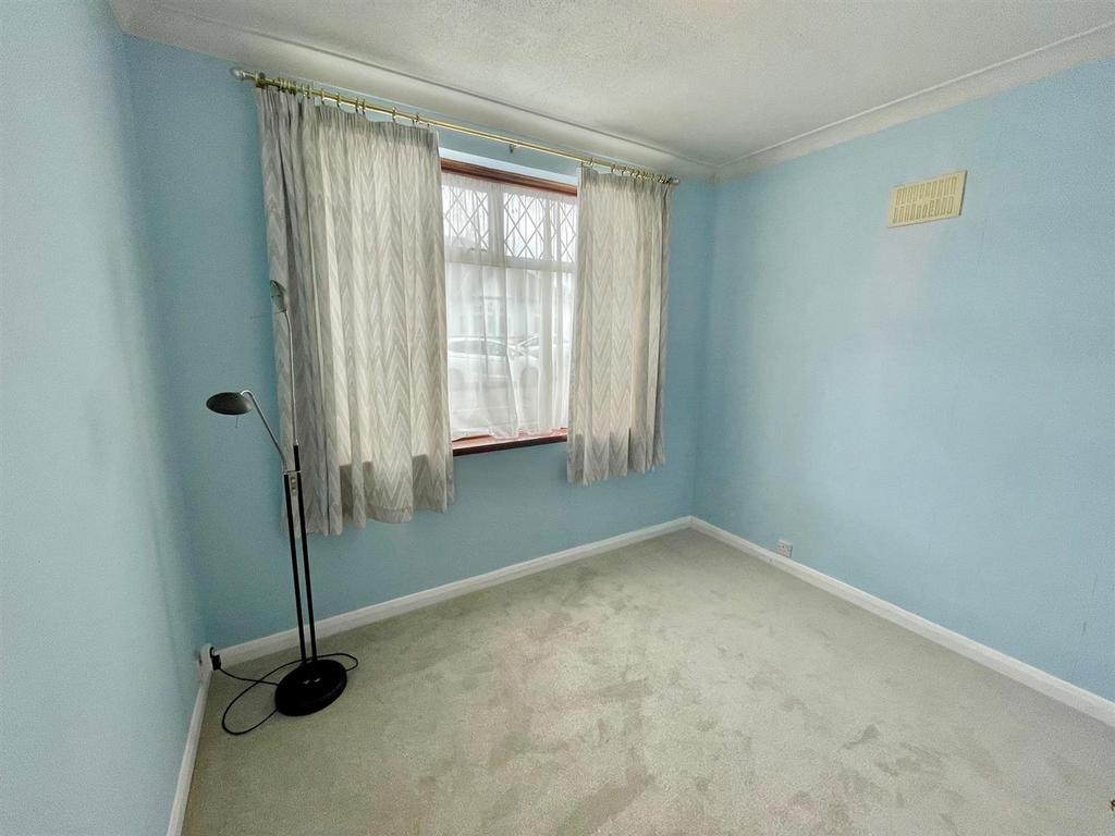 Bedroom 3.jpg