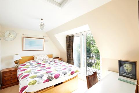 11 Riverside, Sunbury-on-thames, TW16 5PW
