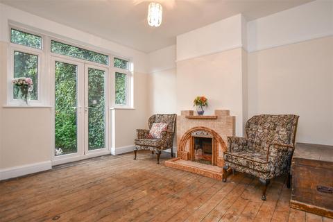 3 bedroom semi-detached house for sale, Harpenden Road, St. Albans, AL3