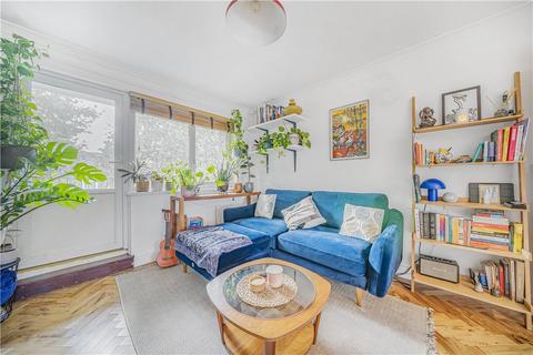 33 Bath Close, London, SE15 2JP
