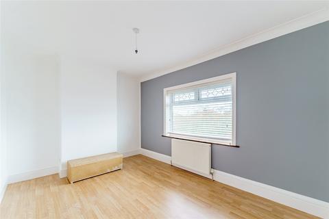 200 Pontefract Road, Featherstone, Pontefract, WF7 5AJ