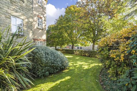 undefined, Swarcliffe Road, Laurel Court, HG1