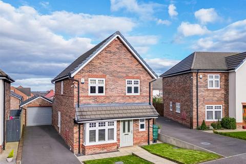 3 bedroom detached house for sale, Moor Gate, East Ardsley WF3