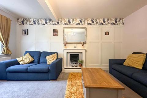 4 Laycock Fields, Cowling, Keighley, BD22 0DN