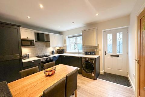 4 Laycock Fields, Cowling, Keighley, BD22 0DN