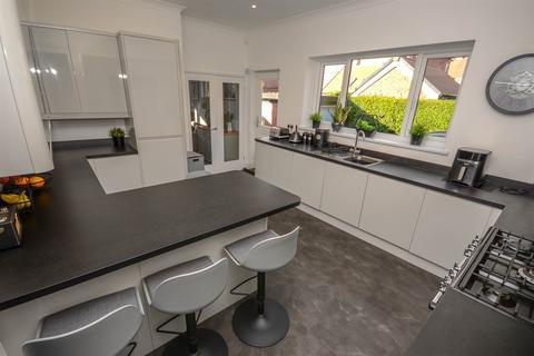 4 bedroom semi-detached house for sale, Sunderland Road, South Shields