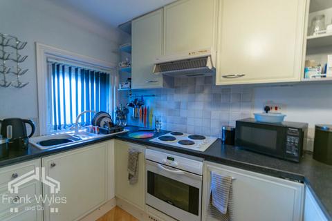 1 bedroom flat for sale, 36-38 St. Annes Road East, Lytham St. Annes, Lancashire, FY8 1UR