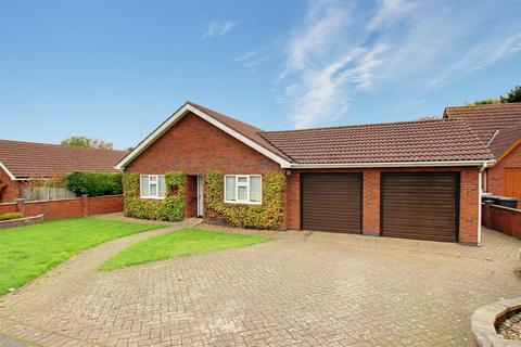 3 bedroom detached bungalow for sale, Chauntry Road, Alford LN13